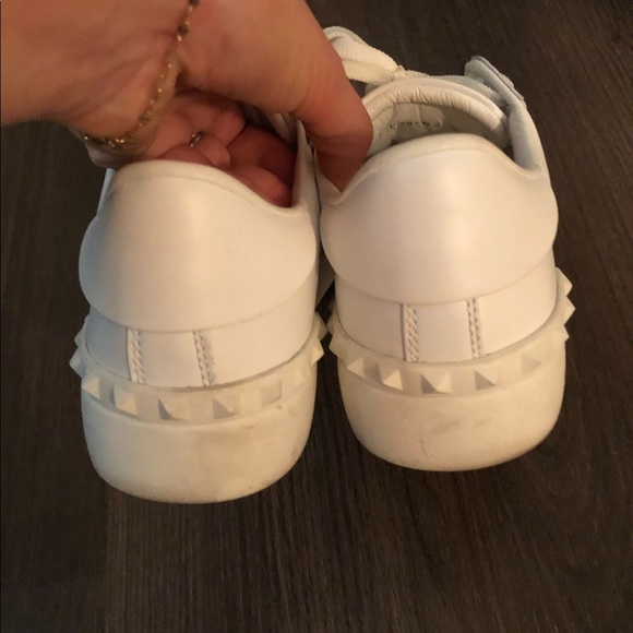 Valentino Sneakers With Box - Picture 3 of 4